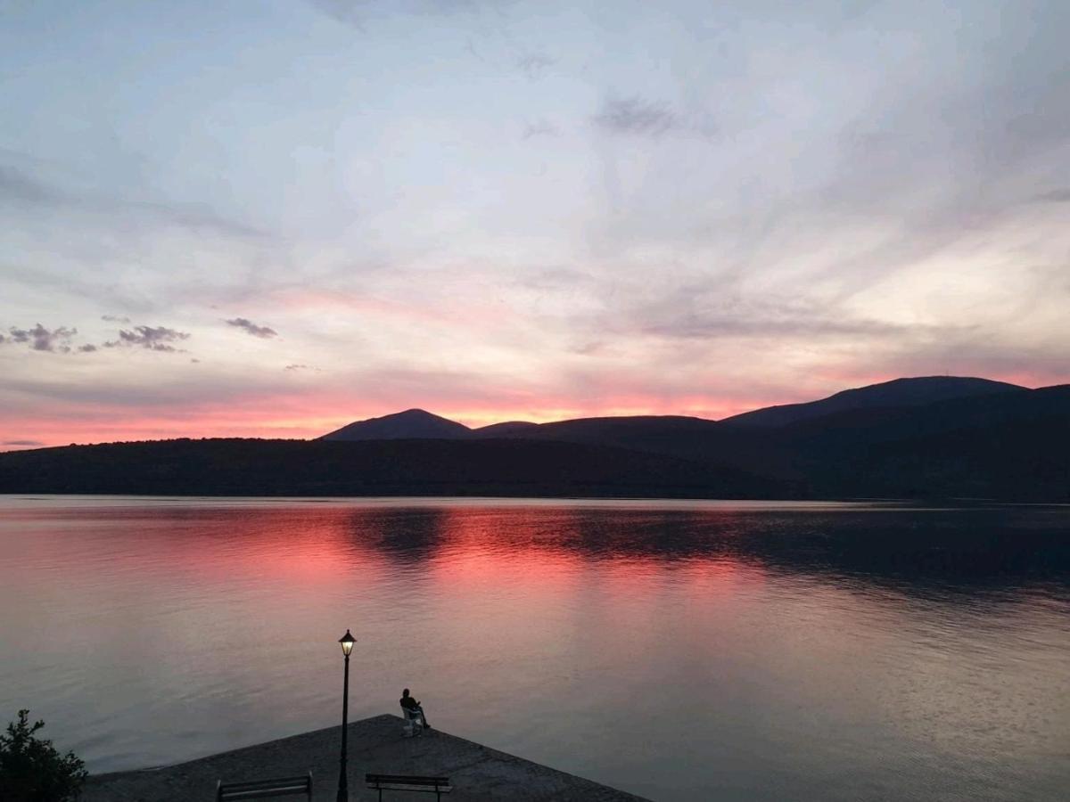 Beach House In Itea-Delphi Esterno foto