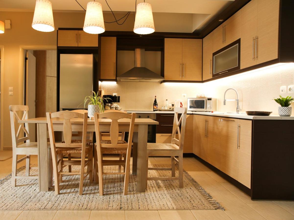 Beach House In Itea-Delphi Esterno foto