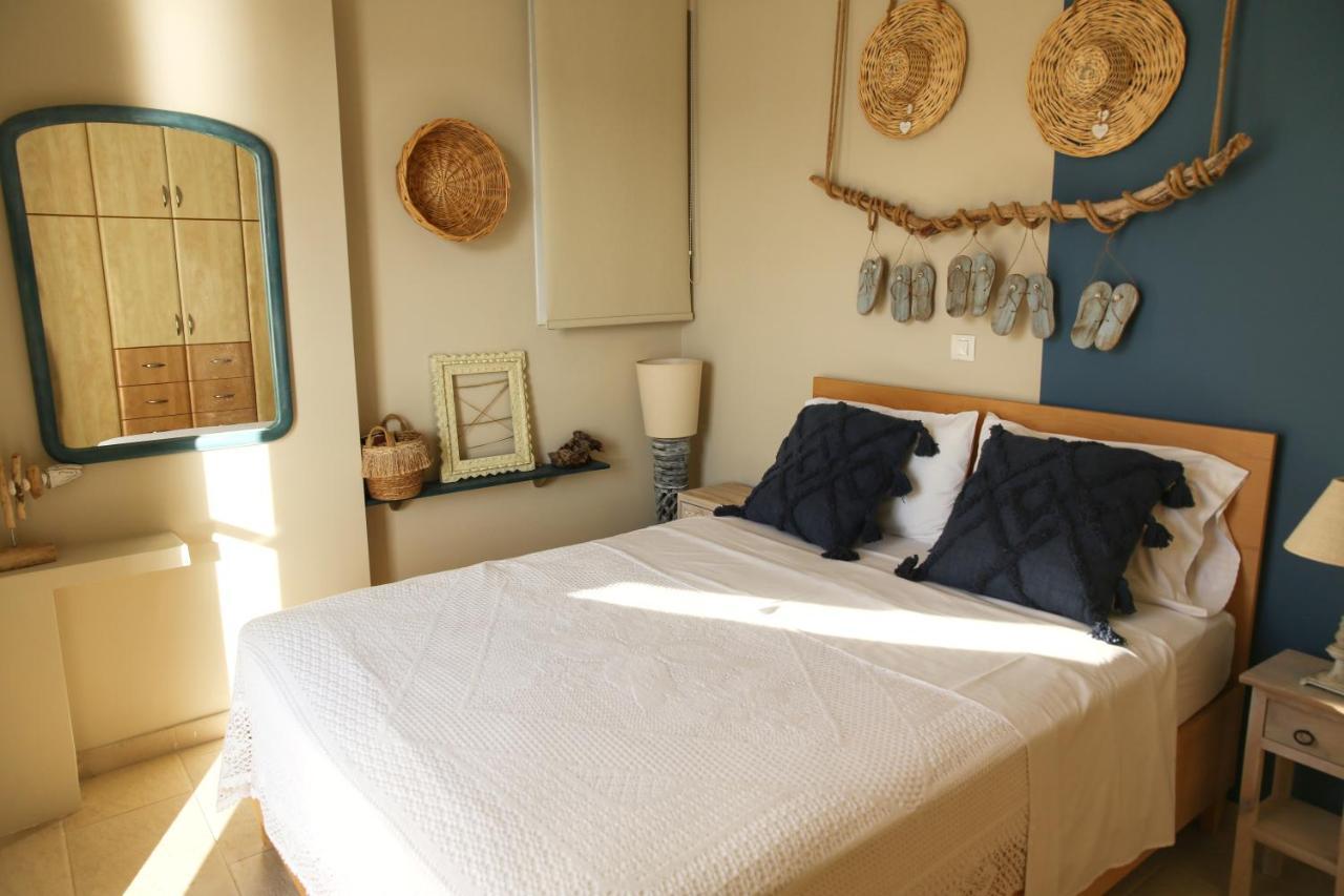 Beach House In Itea-Delphi Esterno foto