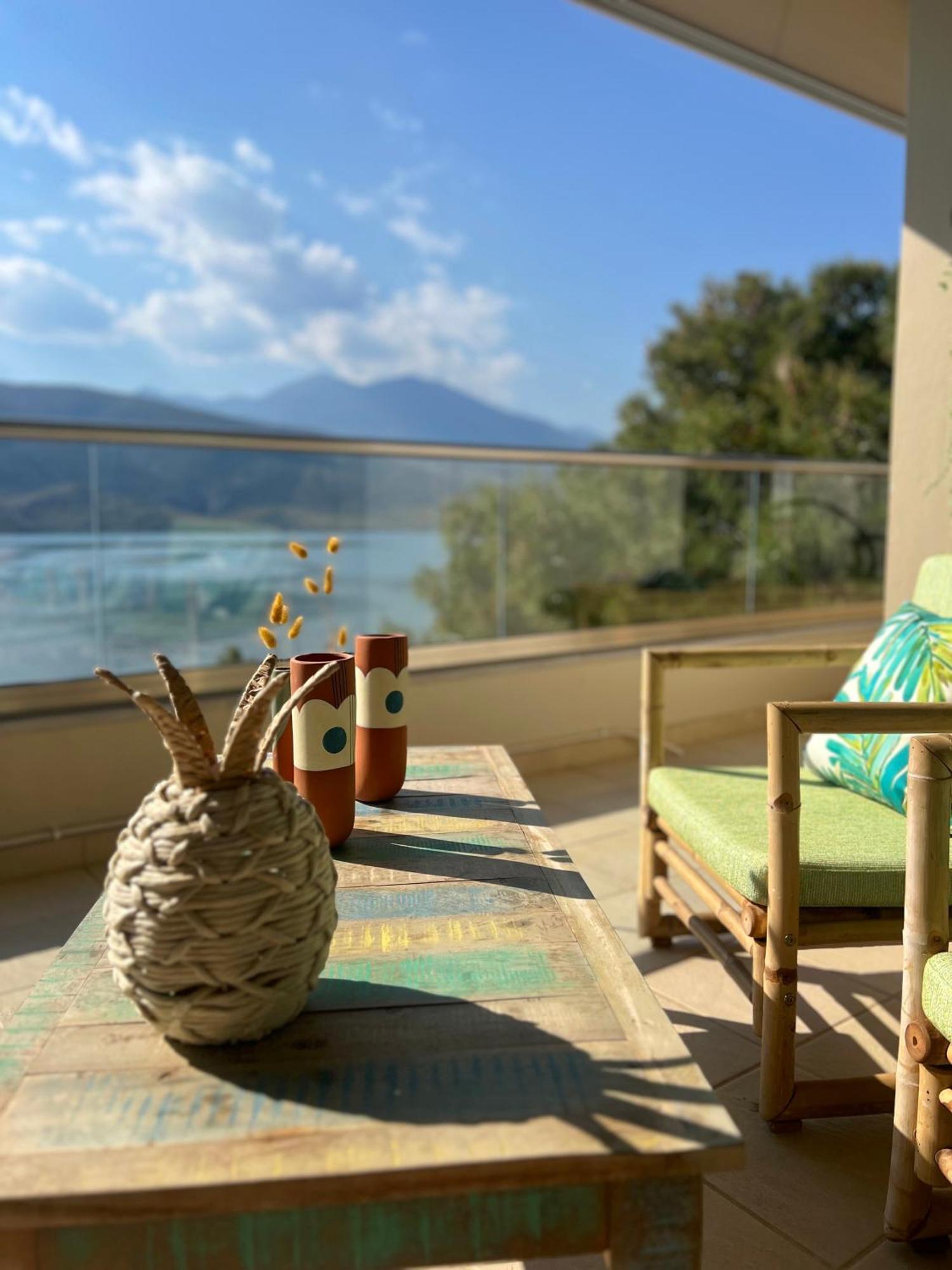 Beach House In Itea-Delphi Esterno foto