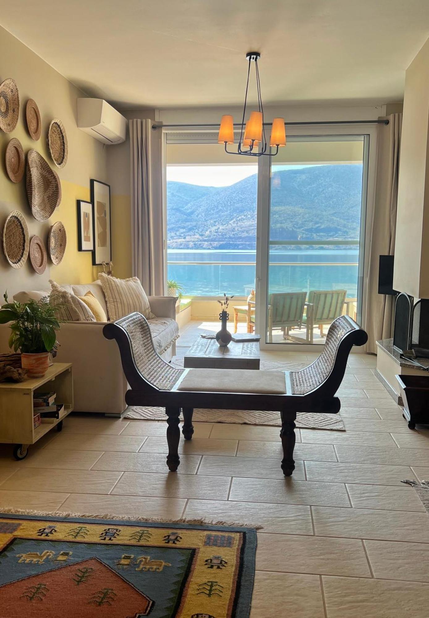 Beach House In Itea-Delphi Esterno foto